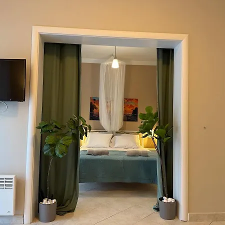 Endless Summer,agia Triada