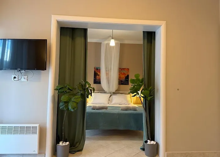 Endless Summer,agia Triada